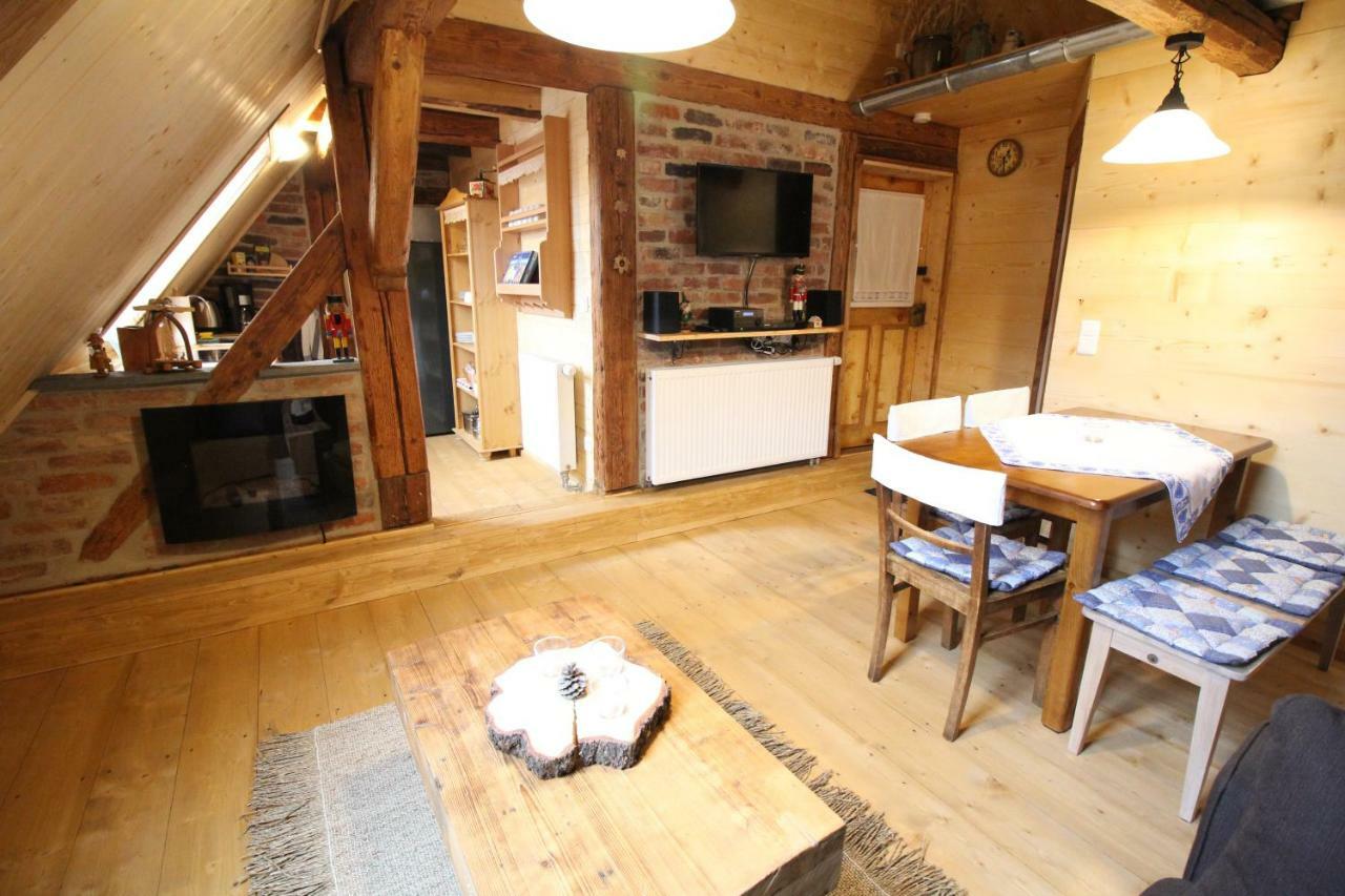 Ferienhaus Anno Dazumal, Wie Zu Opa'S Zeiten Klingenthal Extérieur photo